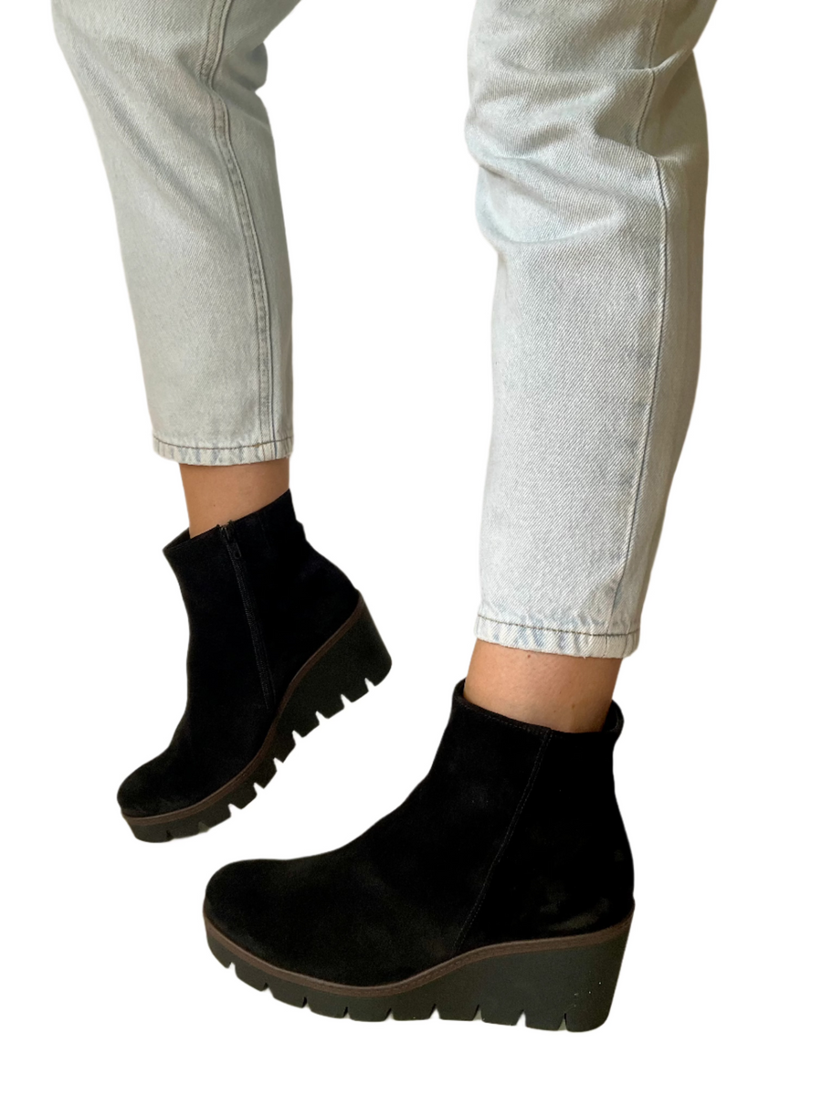 Gabor wedge ankle boots on sale