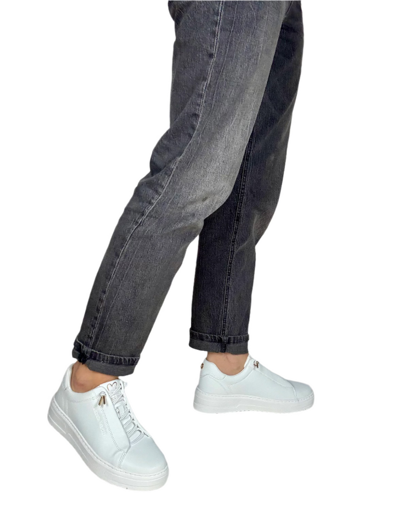 Load image into Gallery viewer, white leather shoes