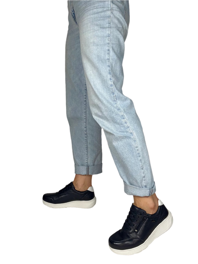 Load image into Gallery viewer, light navy shoes for women