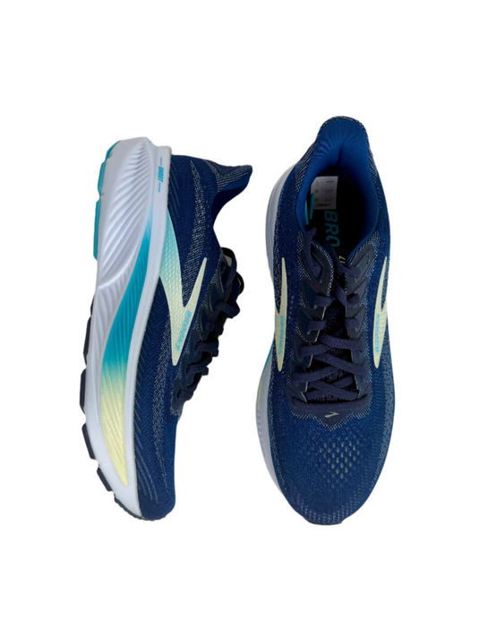 wide fit brooks trainers