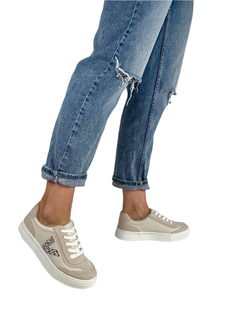 Load image into Gallery viewer, womens trainers