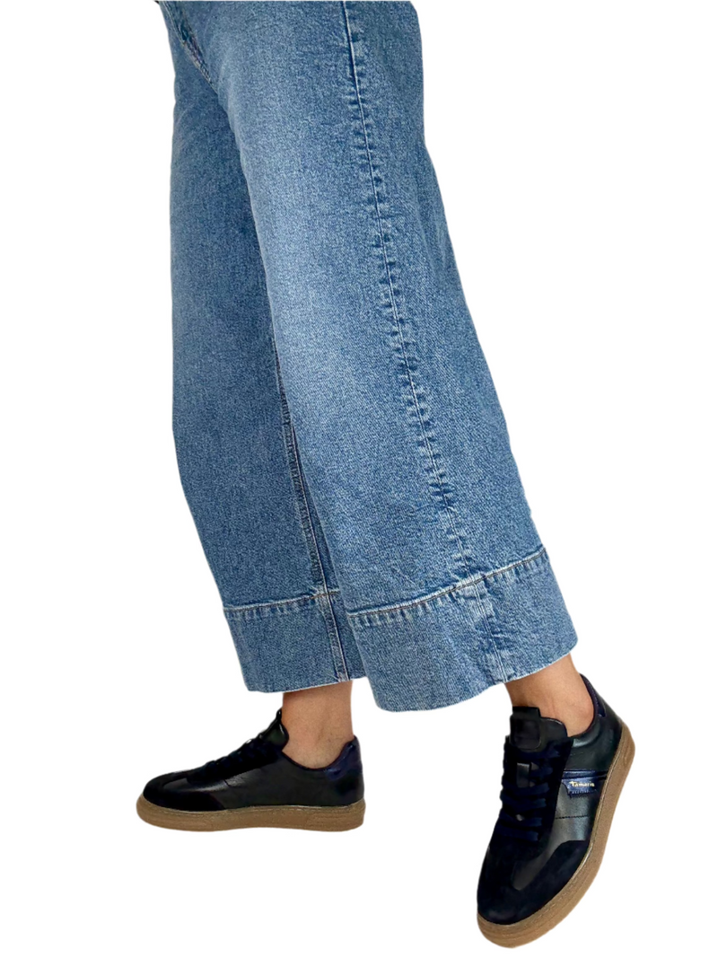 Load image into Gallery viewer, navy tamaris trainers