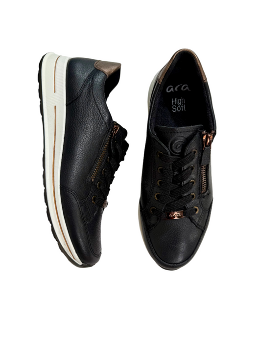 wide fitting shoes for women