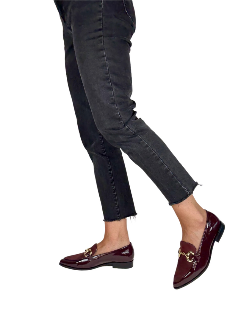 Load image into Gallery viewer, burgundy loafers