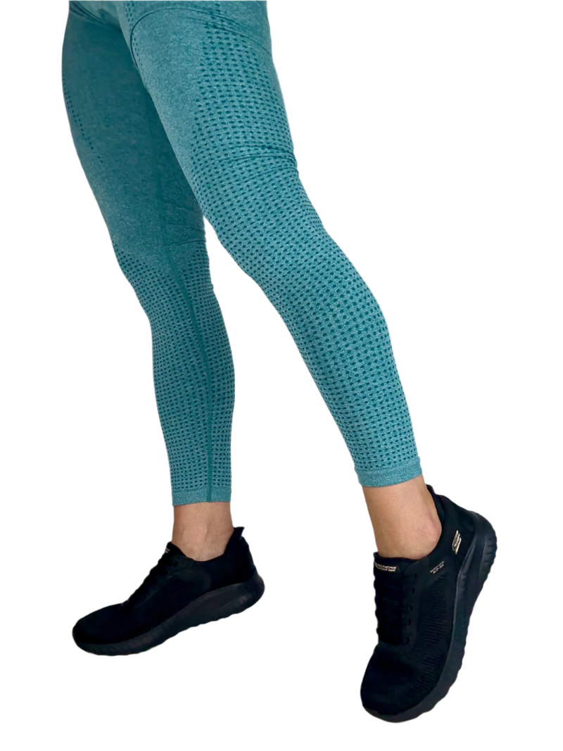 Load image into Gallery viewer, black slip in skechers