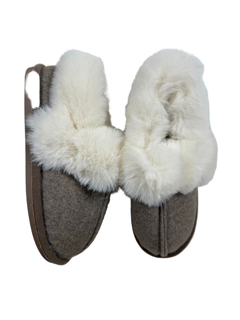Load image into Gallery viewer, womens cosy slippers