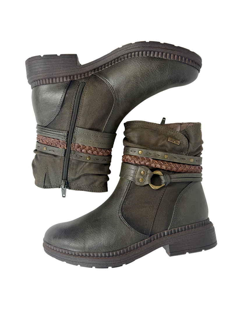 Load image into Gallery viewer, wide fitting boots for women