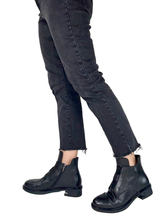 black loretta vitale boots