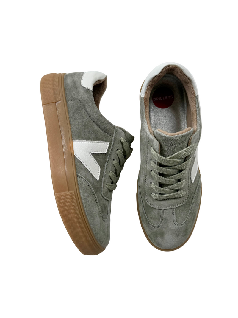Load image into Gallery viewer, green suede shoes