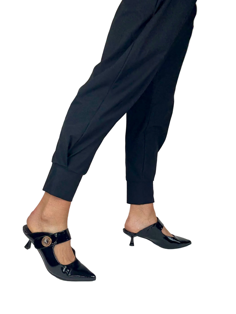 Load image into Gallery viewer, black patent heels