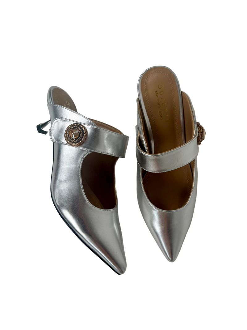 Load image into Gallery viewer, silver low heels