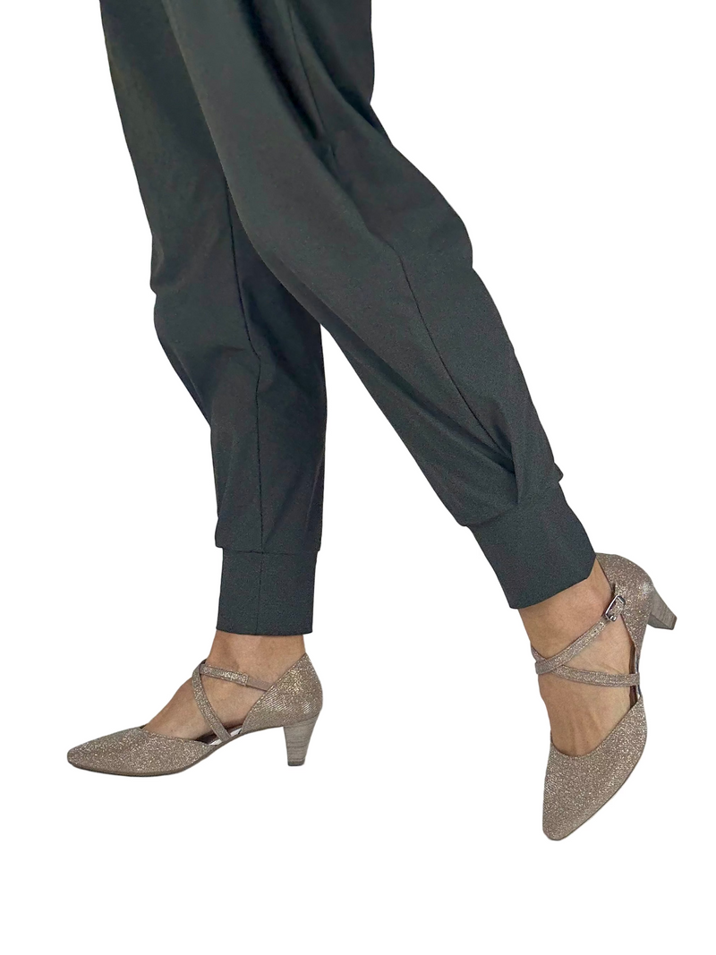 Load image into Gallery viewer, gold gabor heels
