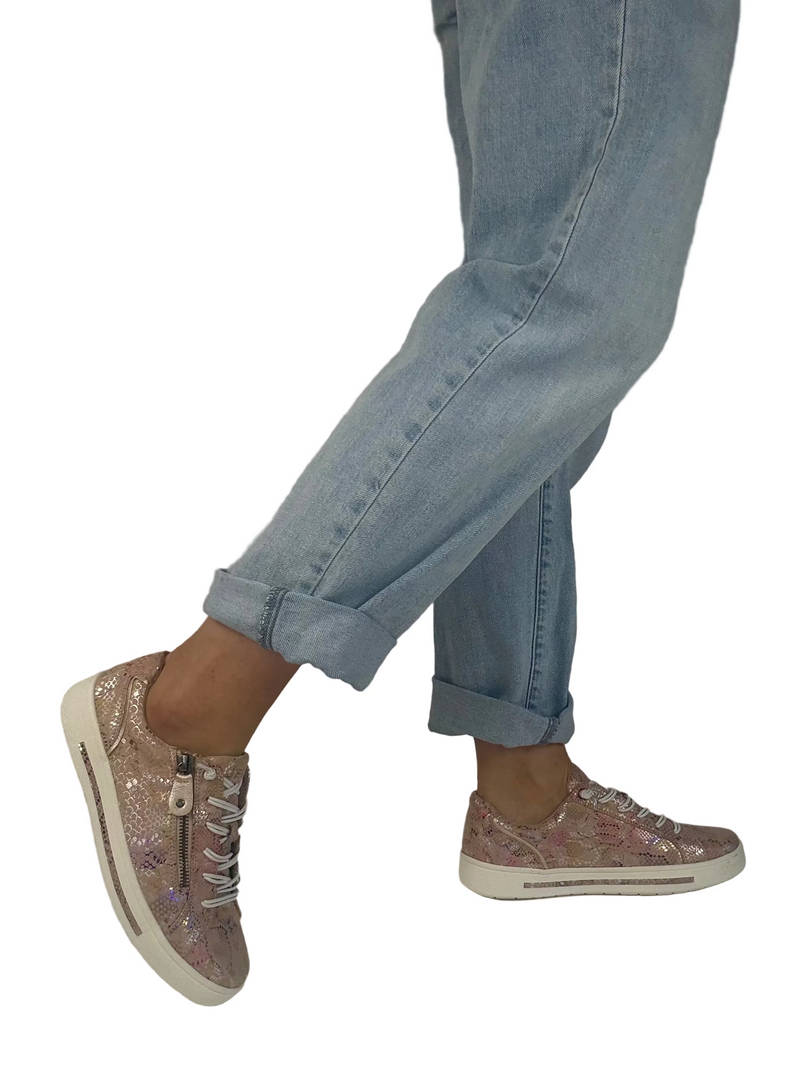 Load image into Gallery viewer, wide fitting trainers