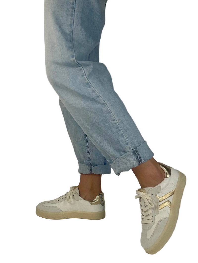Load image into Gallery viewer, white trainers tamaris