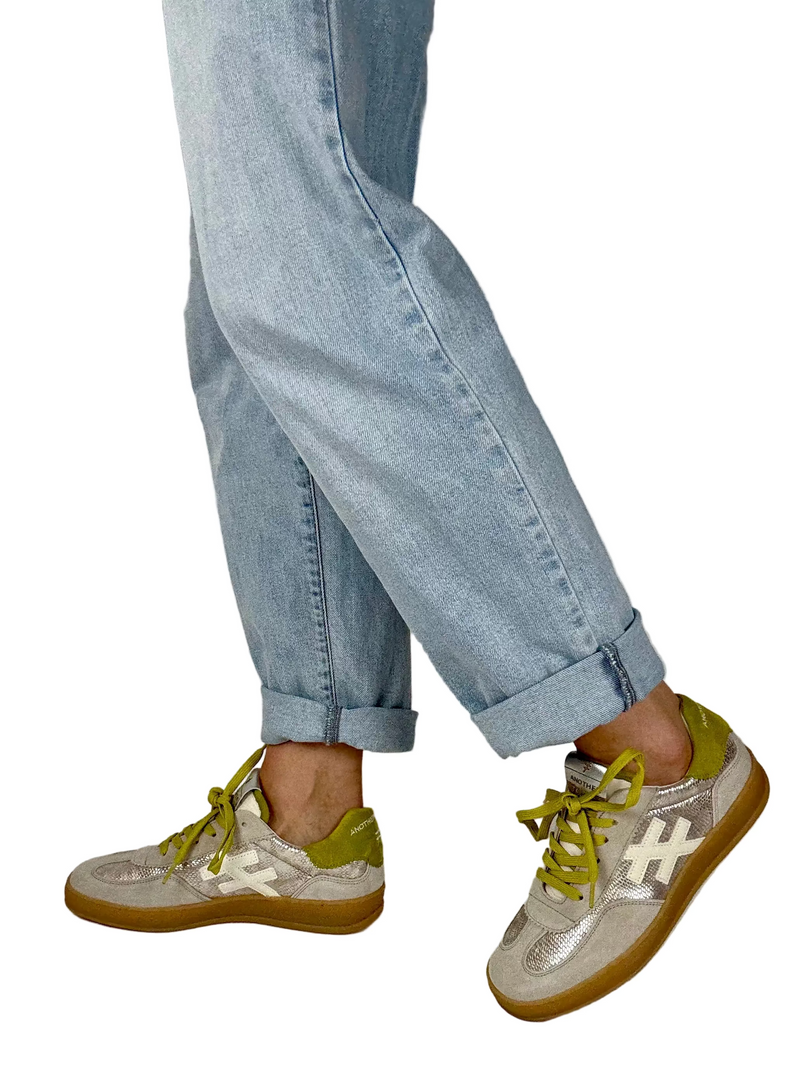Load image into Gallery viewer, womens cool sneakers