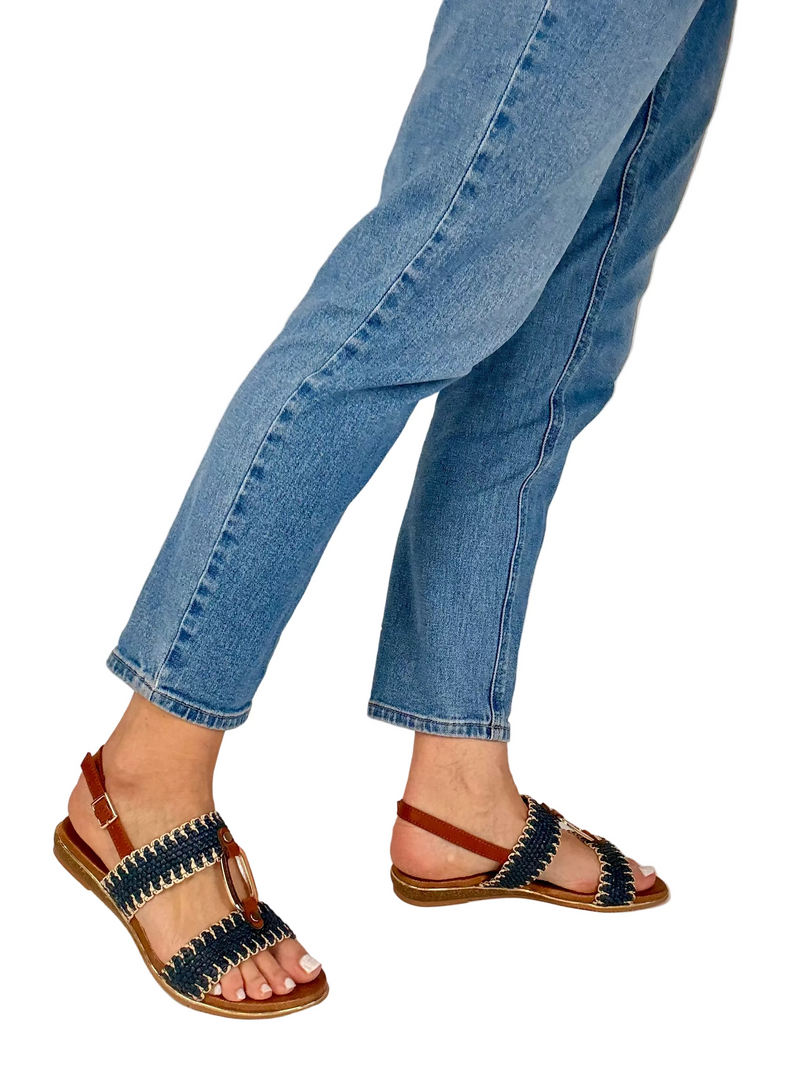 Load image into Gallery viewer, navy flat sandals