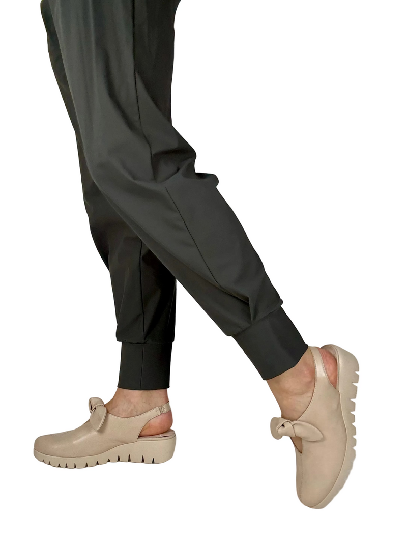 Load image into Gallery viewer, beige wedge sandals