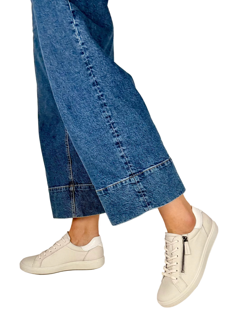 Load image into Gallery viewer, ecco ladies white leather shoes