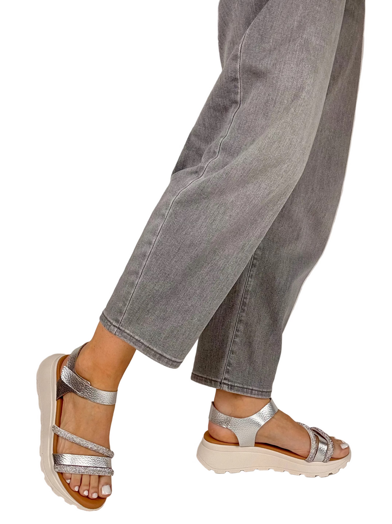 Load image into Gallery viewer, silver oh my sandals