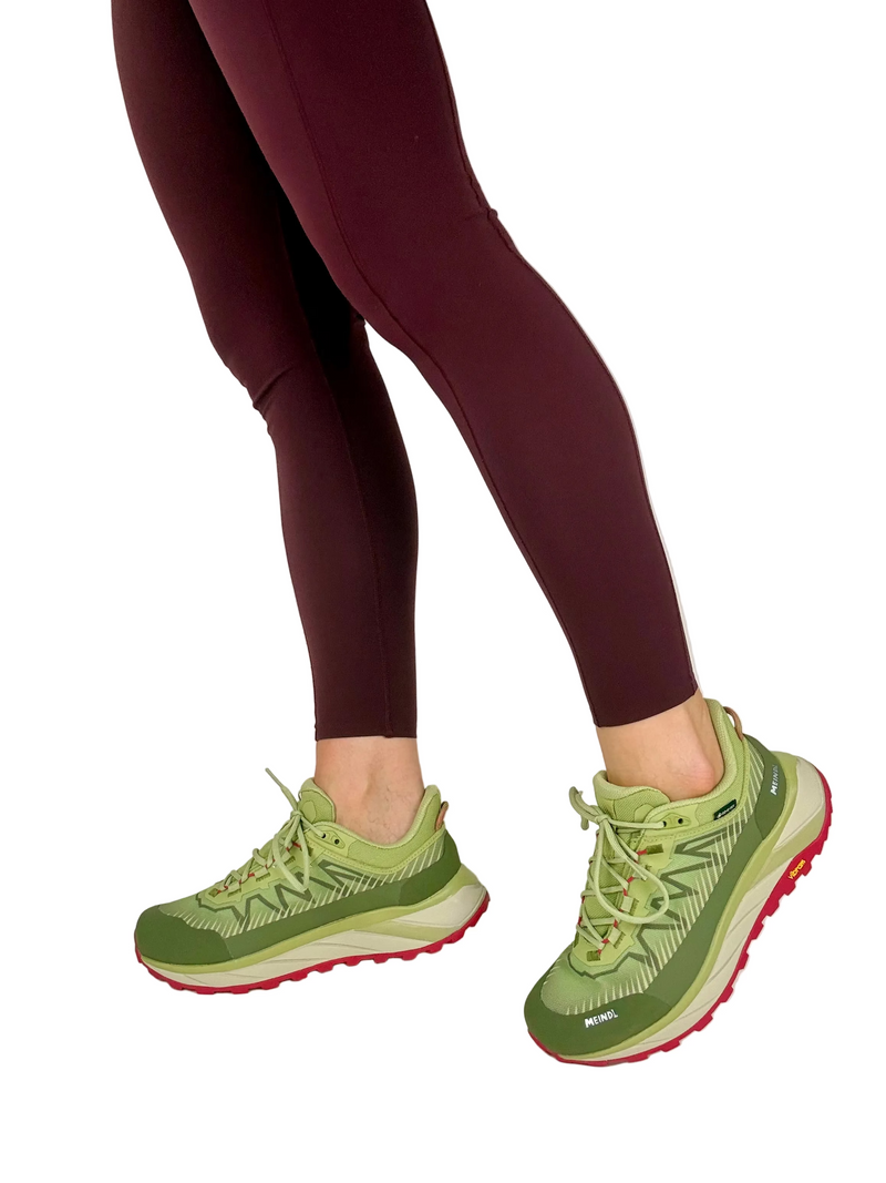 Load image into Gallery viewer, waterproof walking shoes meindl