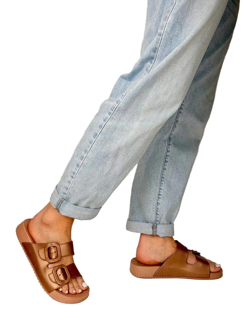 Load image into Gallery viewer, bronze mule sandals