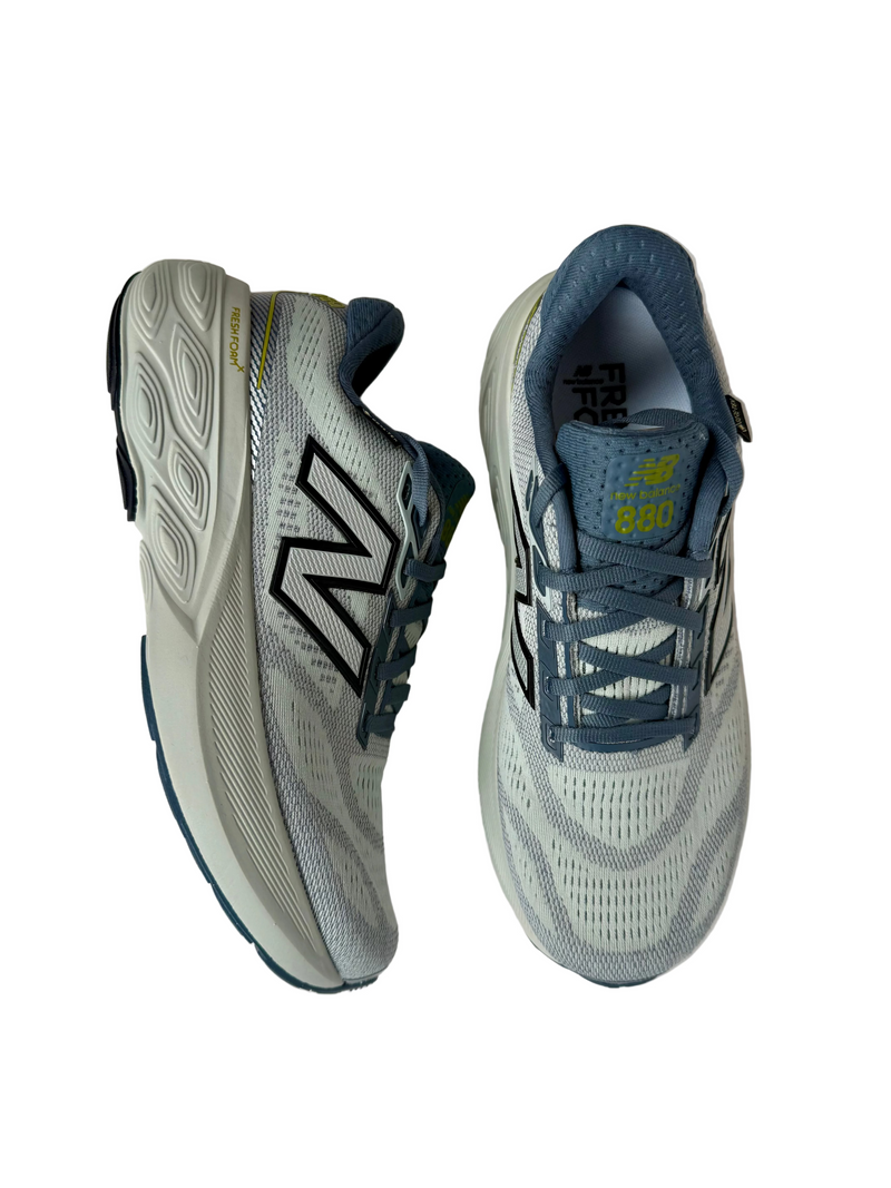Load image into Gallery viewer, new balance waterproof walking shoes