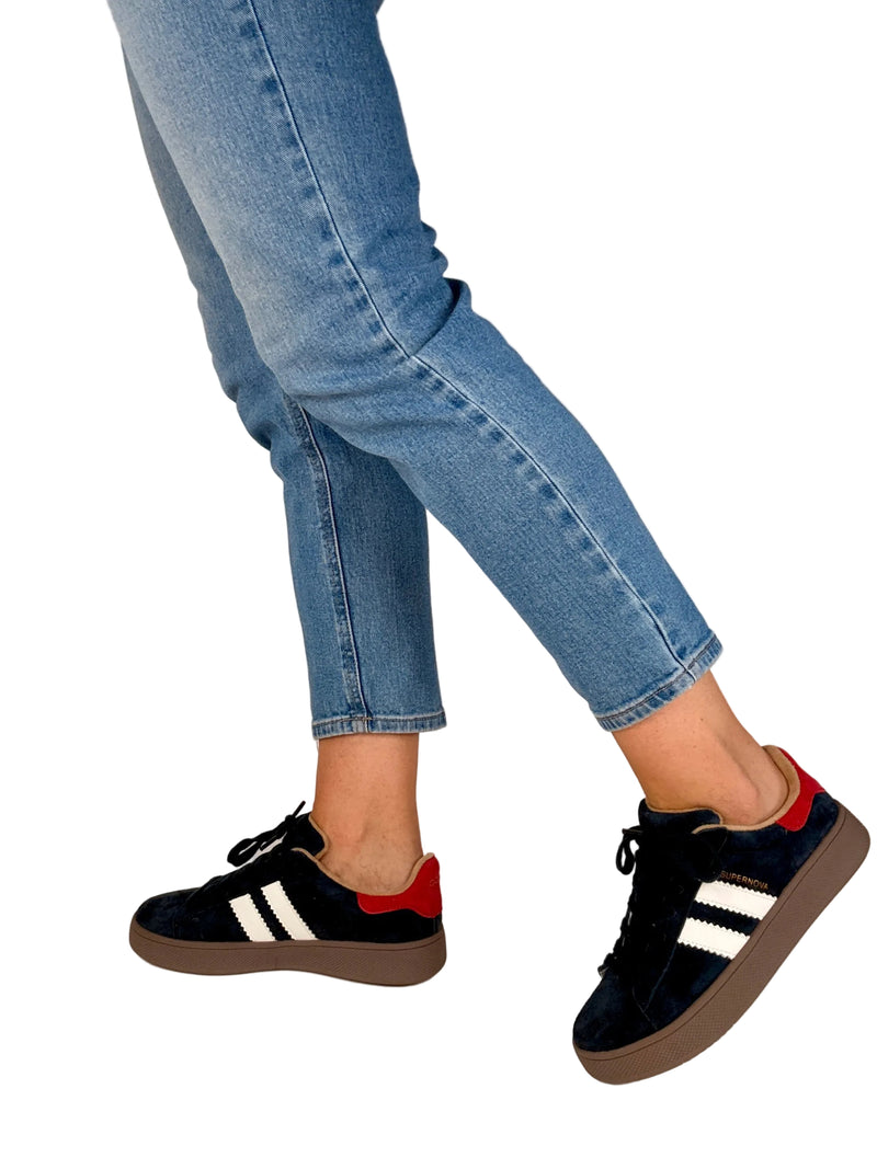 Load image into Gallery viewer, Drilleys Thirty Four Women's Platform Trainers