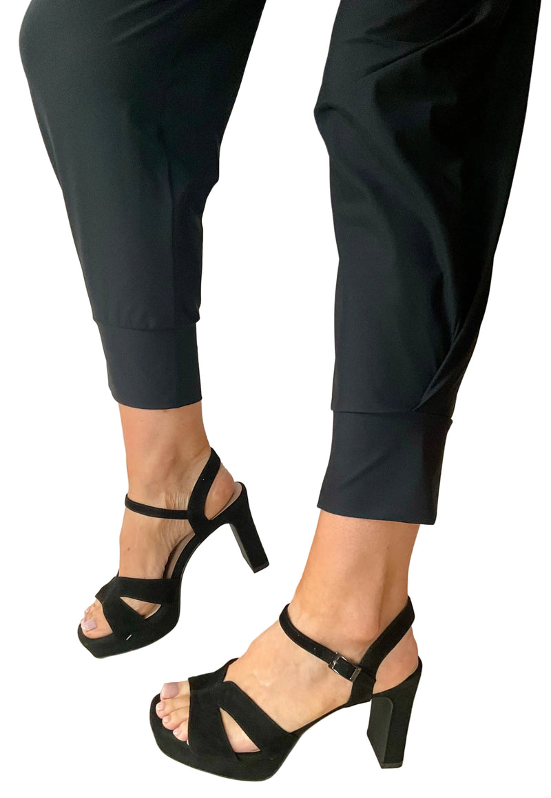 Load image into Gallery viewer, black high heel sandals