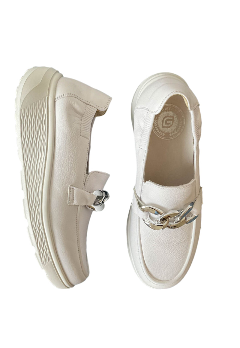 Load image into Gallery viewer, white loafers