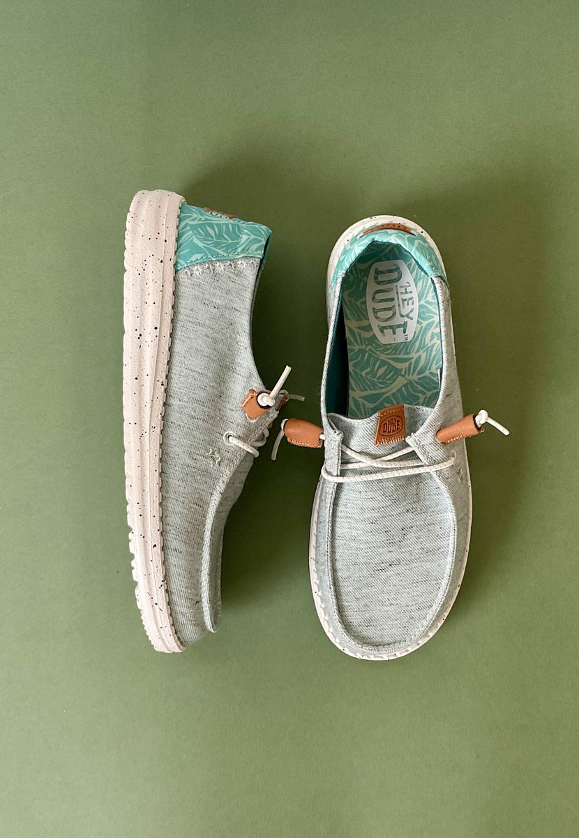 HEY DUDE shoes | womens casual summer shoes | light shoes for summer