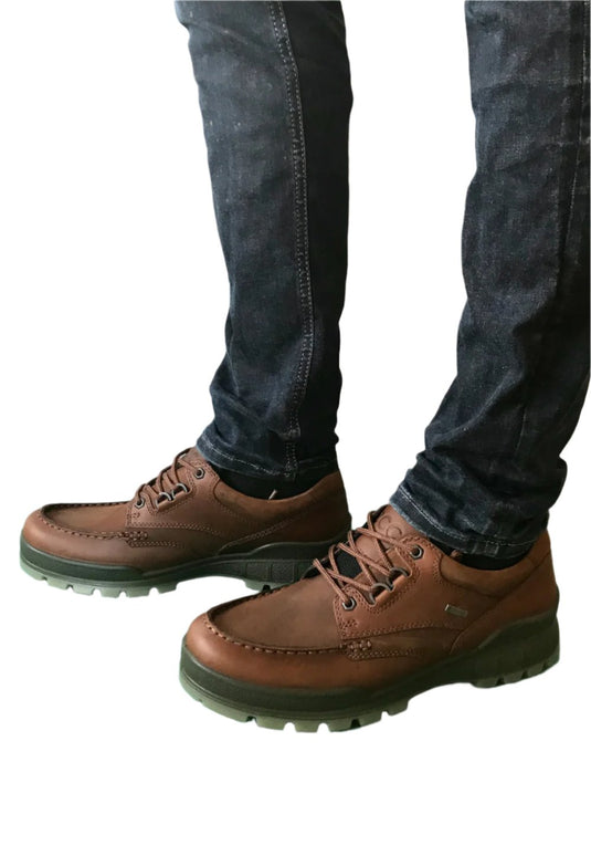 ECCO 831714