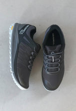 Load image into Gallery viewer, gortex shoes Merrell