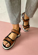 Load image into Gallery viewer, ecco sandals cork