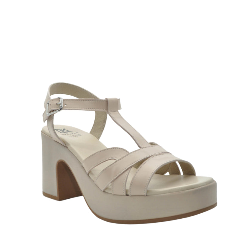 Load image into Gallery viewer, beige block heel sandals
