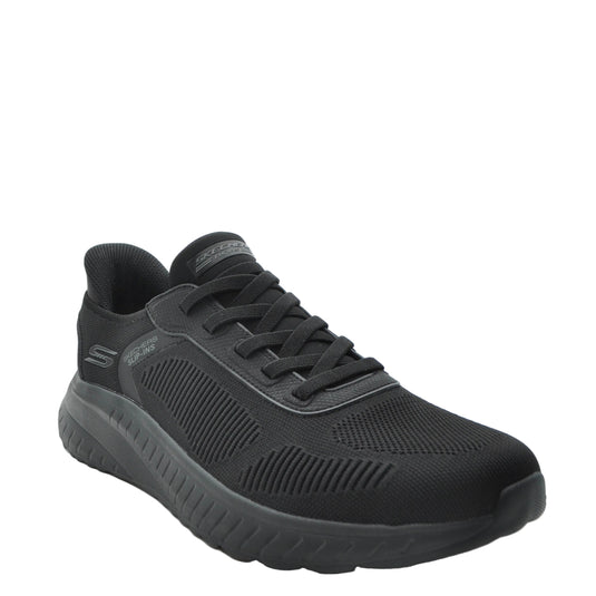 black trainers skechers