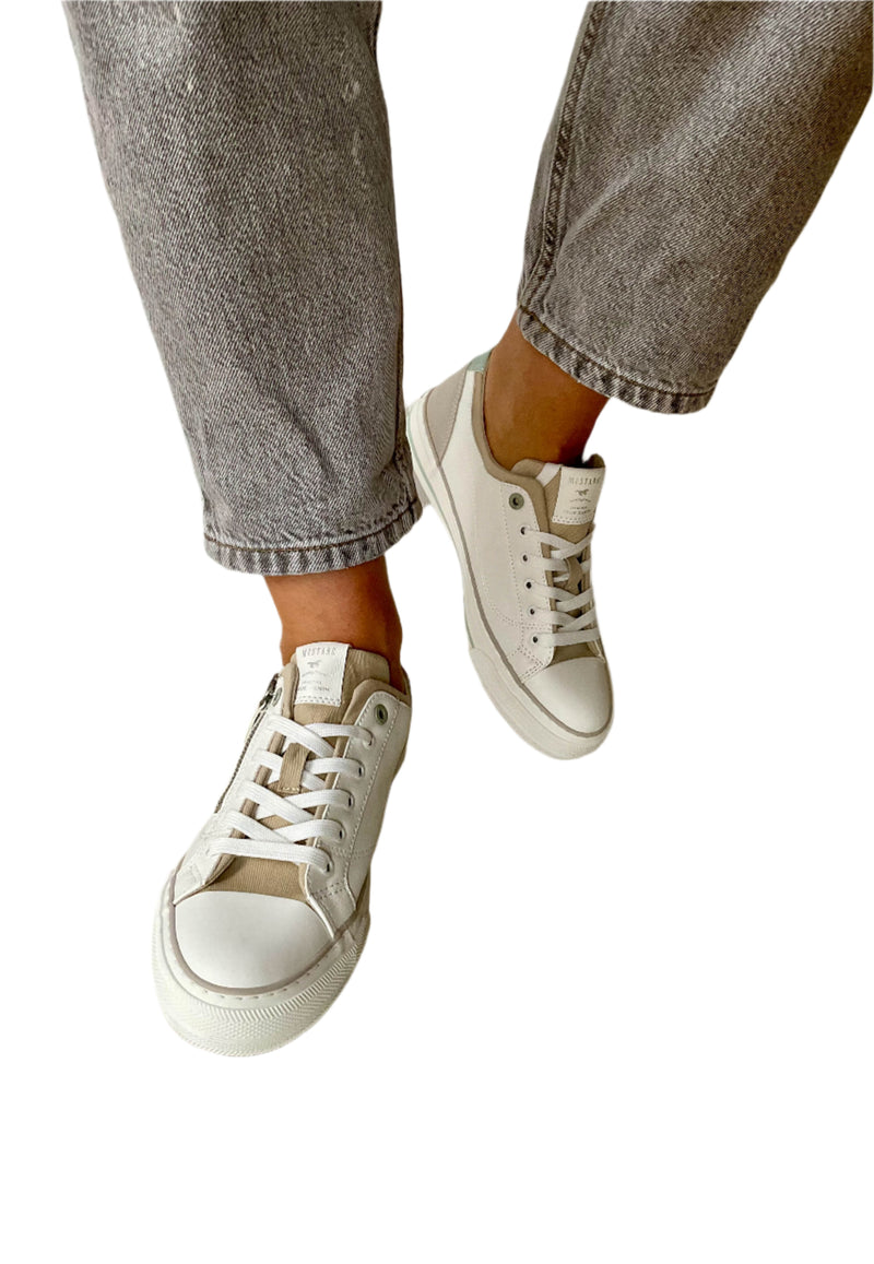 Load image into Gallery viewer, mustang shoes

