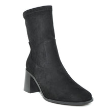 Load image into Gallery viewer, black suede block heeled boots
