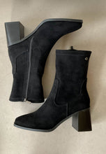 Load image into Gallery viewer, black suede ankle boots