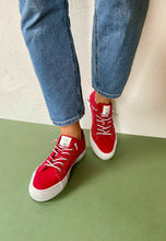 Load image into Gallery viewer, red summer shoes 