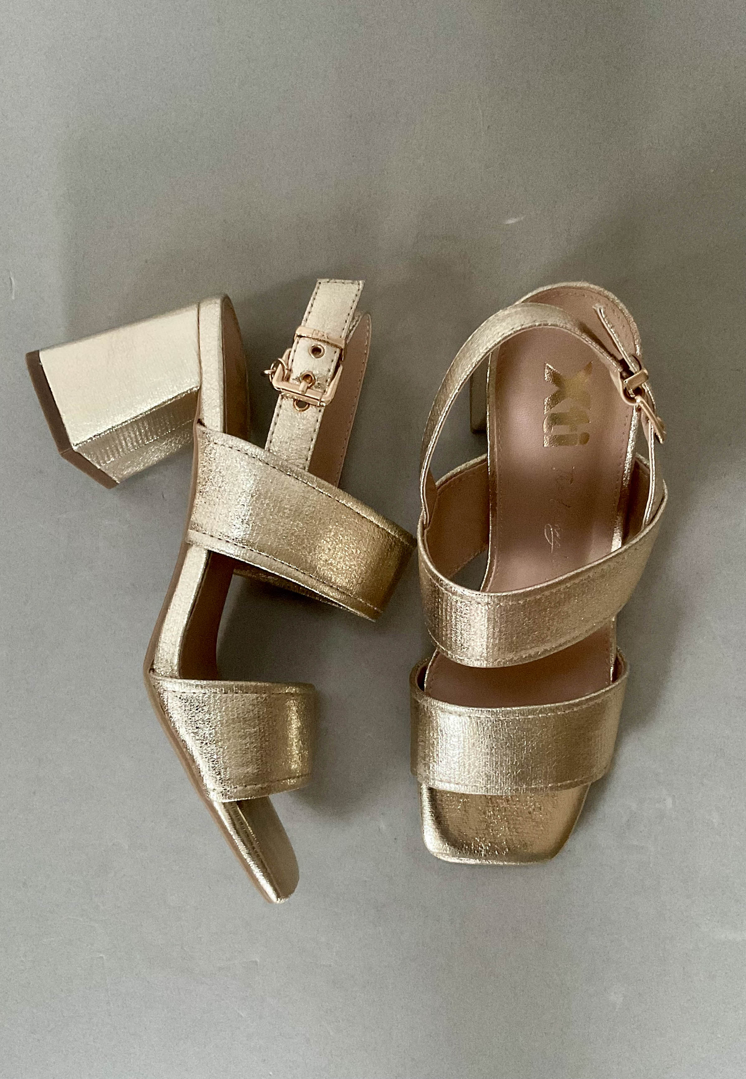 comfortable gold heels