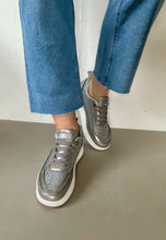 Load image into Gallery viewer, silver fashion trainers