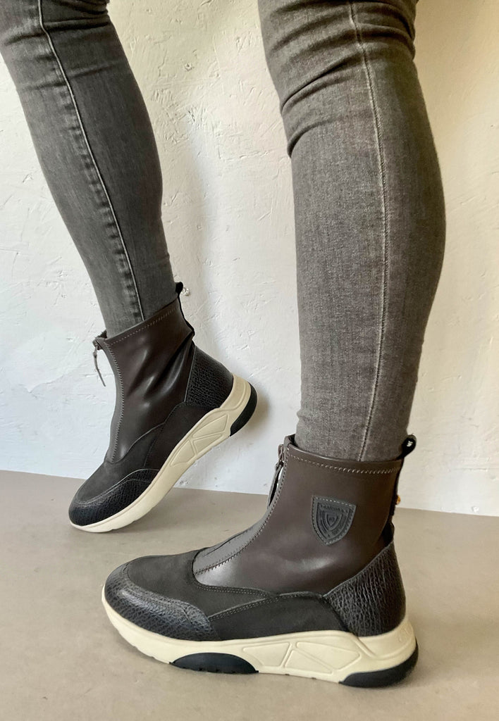 carmela grey boots