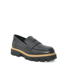 Load image into Gallery viewer, carmela black loafers