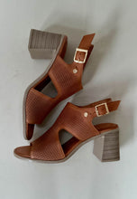 Load image into Gallery viewer, carmela brown dressy sandals