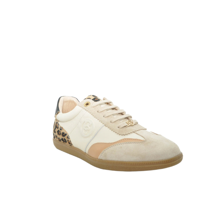 Load image into Gallery viewer, beige flat trainers carmela
