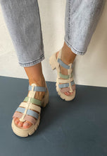 Load image into Gallery viewer, fashion sandals for women