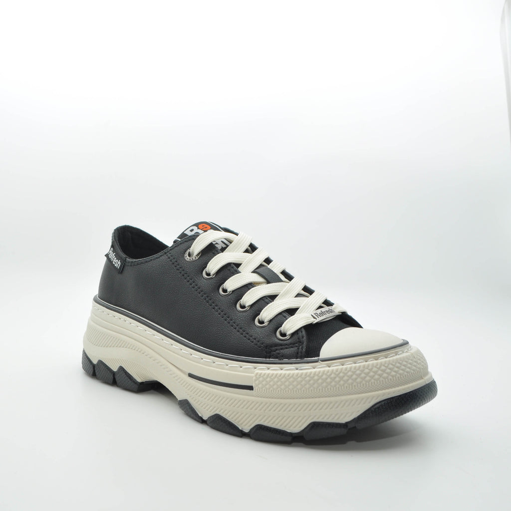refresh black trainers
