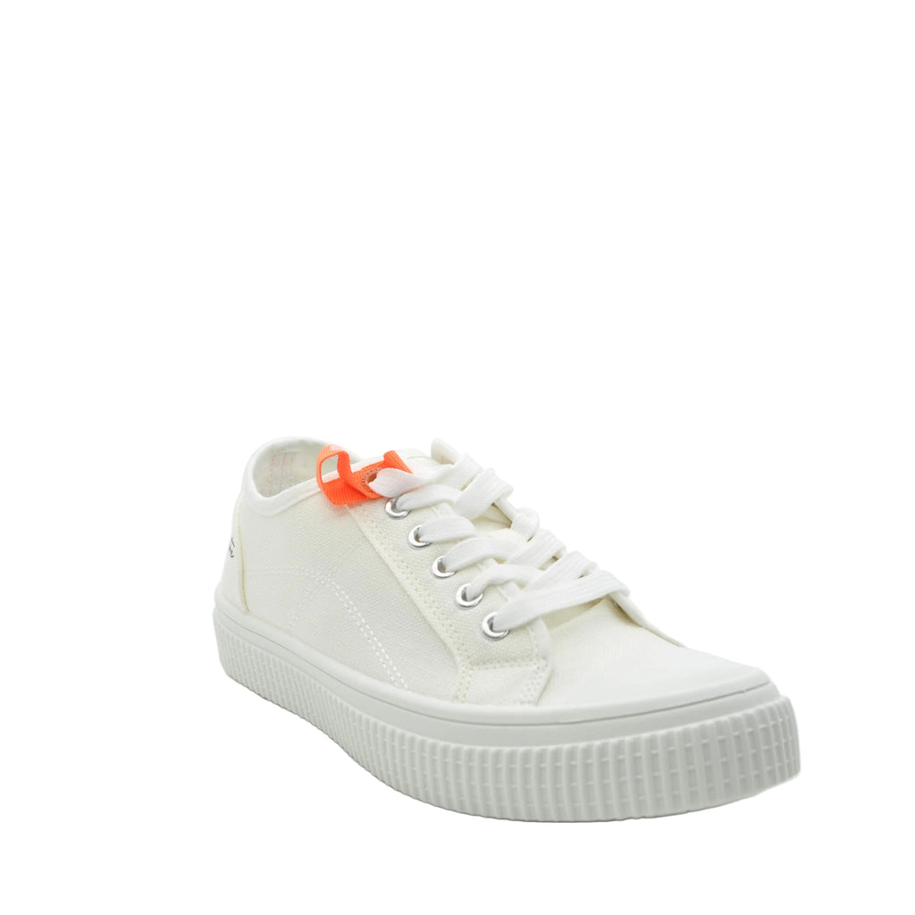 white canvas pumps