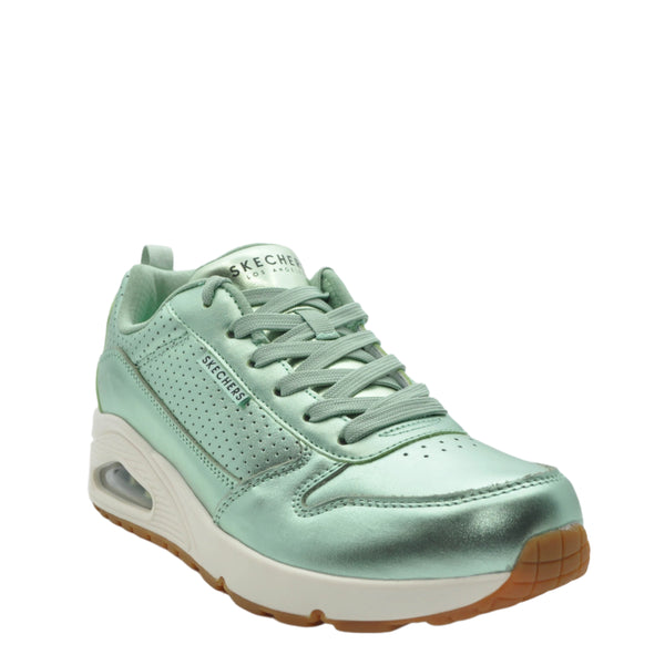 green shoes skechers