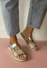Load image into Gallery viewer, comfortable ladies sandals
